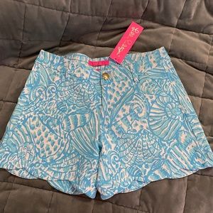 Lilly Pulitzer shorts side 00